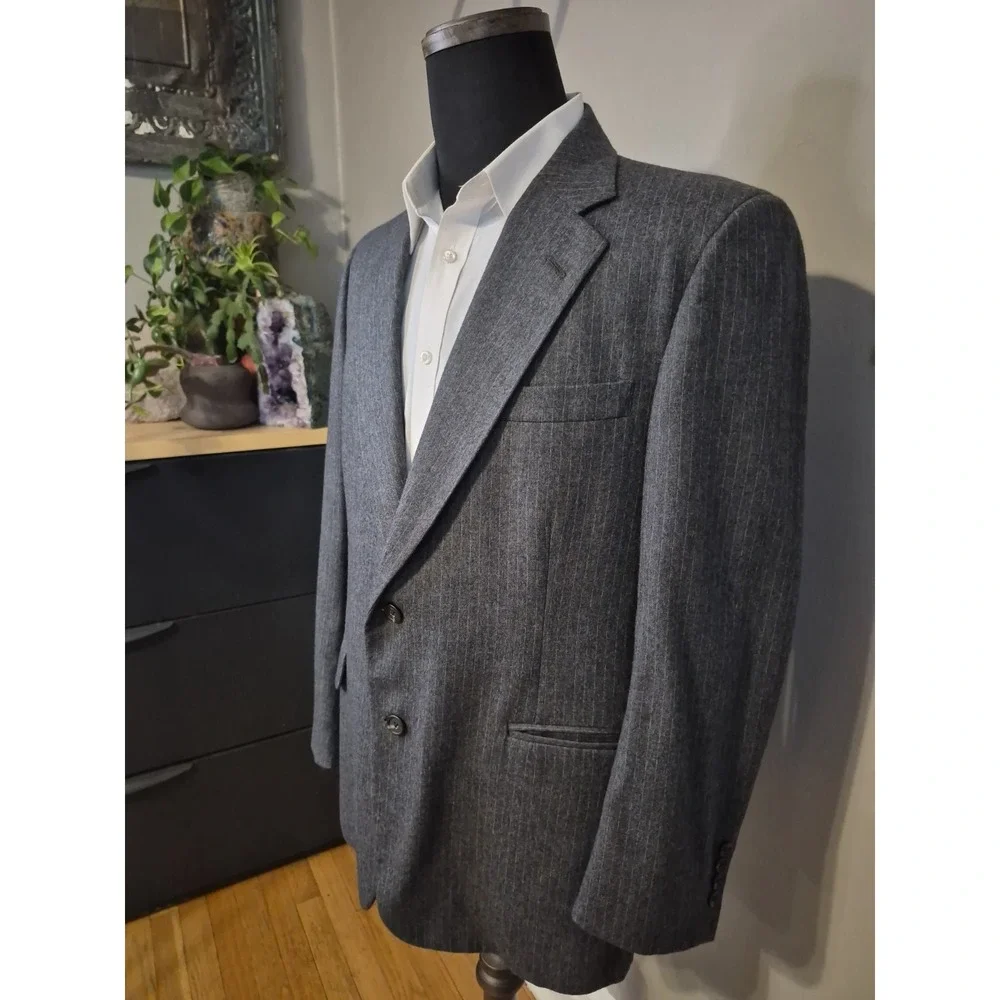 Vtg DAKS Men's 41 R Two Button Wool Sports Coat Gray Stripe USA